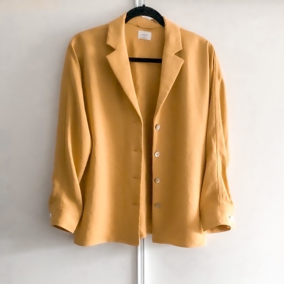 Wilfred Flowy Button Up - Picture 3 of 3